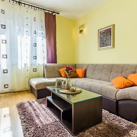Pula Apartment