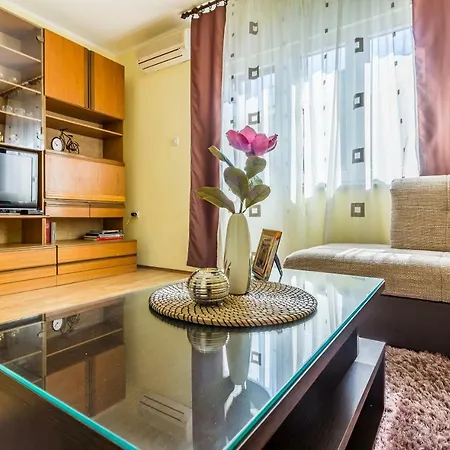 Apartment Pula Apartment *