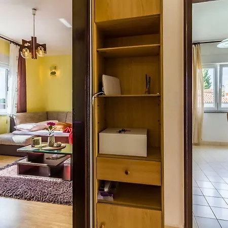 Pula Apartment 公寓 *